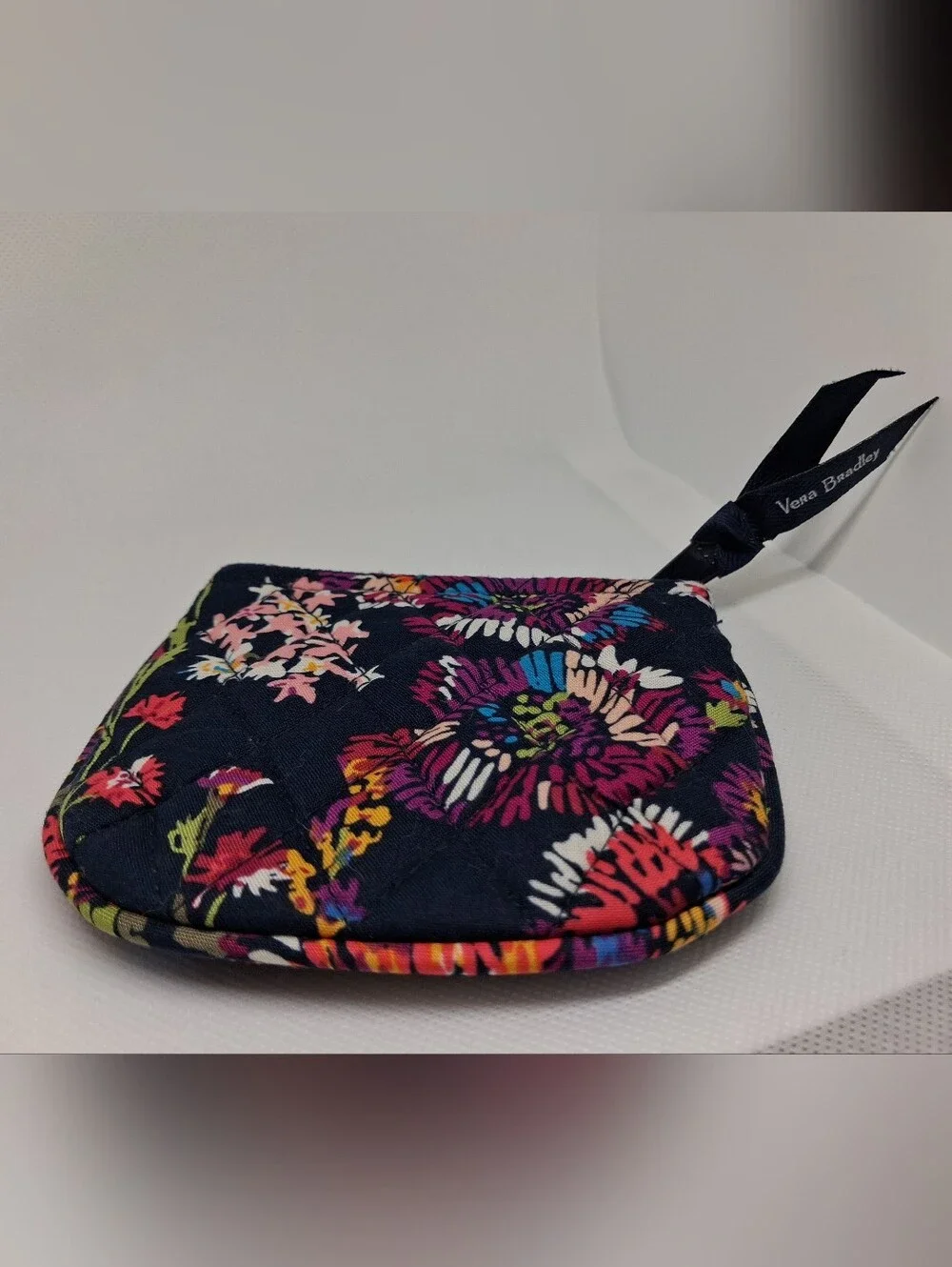 Vera Bradley Navy Floral Quilted Zip Coin Pouch with Ribbon Pull • small ♡